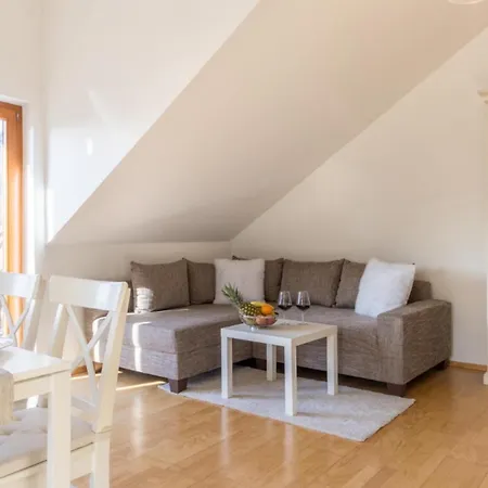 Relax-apartment Mit Balkon * Grunenbach